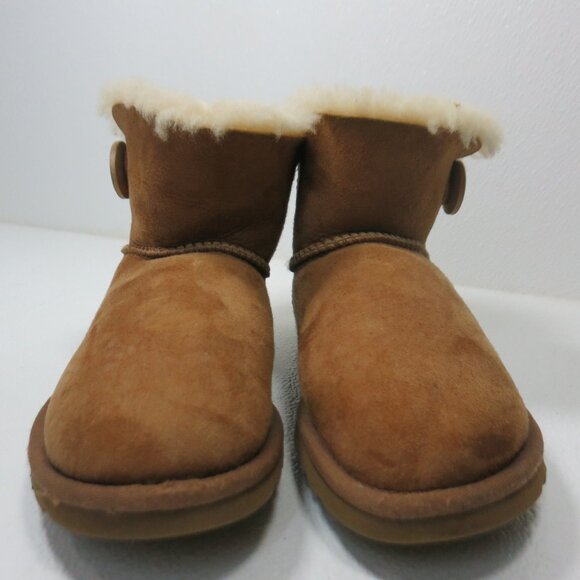 UGG Bailey Button Classic Short Winter Boots Shoes Australia Footwear Women's 6 - Picture 5 of 7